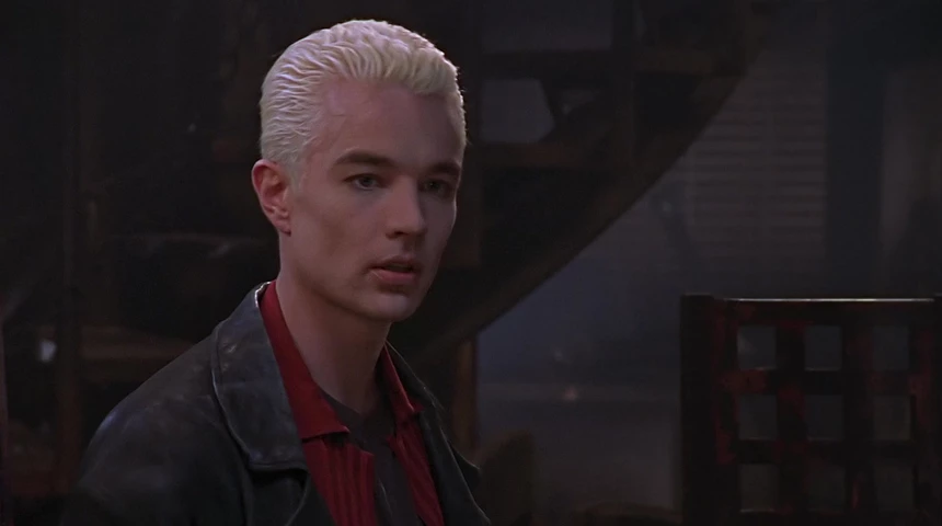 Кадры из сериала Баффи — истребительница вампиров (1997)