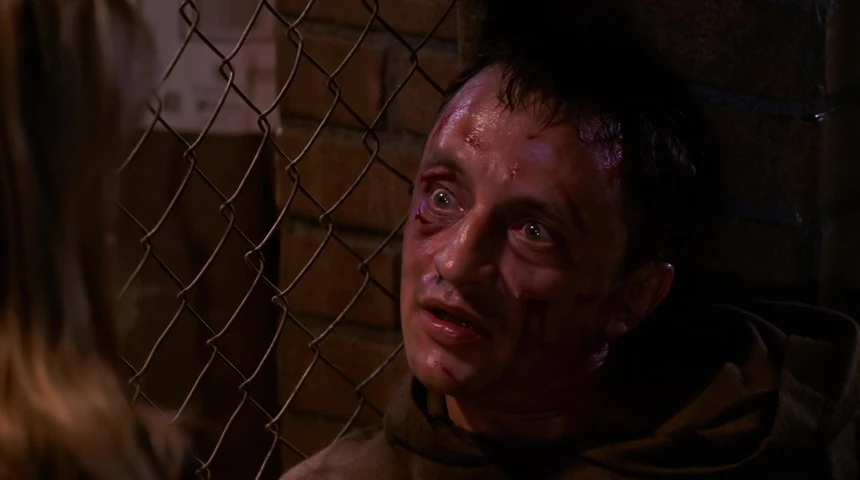 Кадры из сериала Баффи — истребительница вампиров (1997)